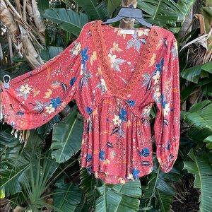 floral balloon sleeve bohemian top with lace trim